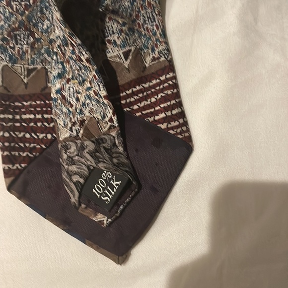 Oscar de la Renta Men’s vintage tie - Picture 5 of 5